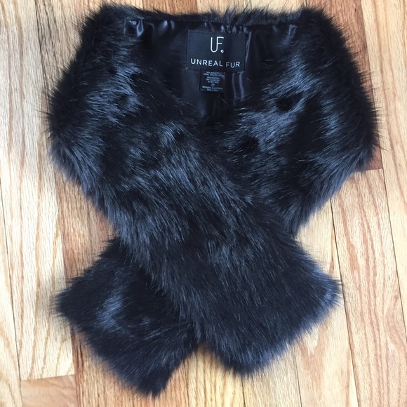 NEW UnReal Fur Collar Black - Picture 1 of 8